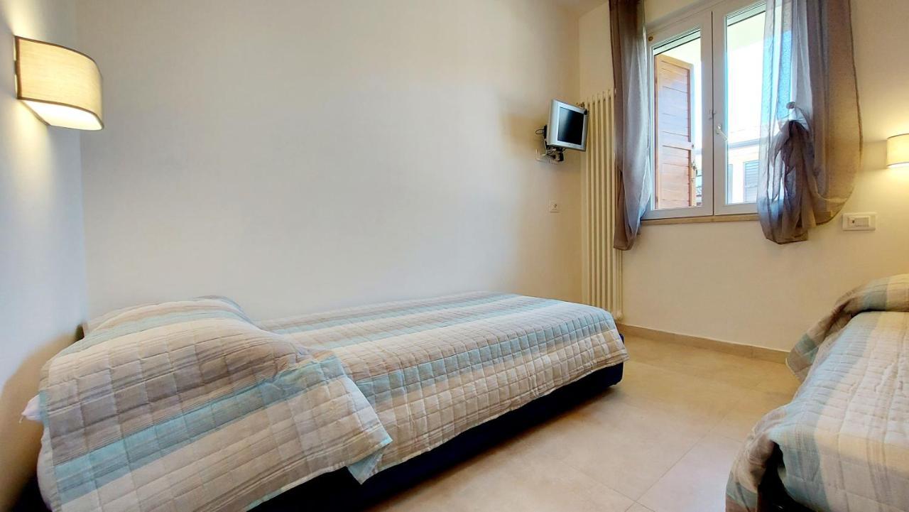 Narcisa View Lake&Pool Apartment Bardolino Luaran gambar